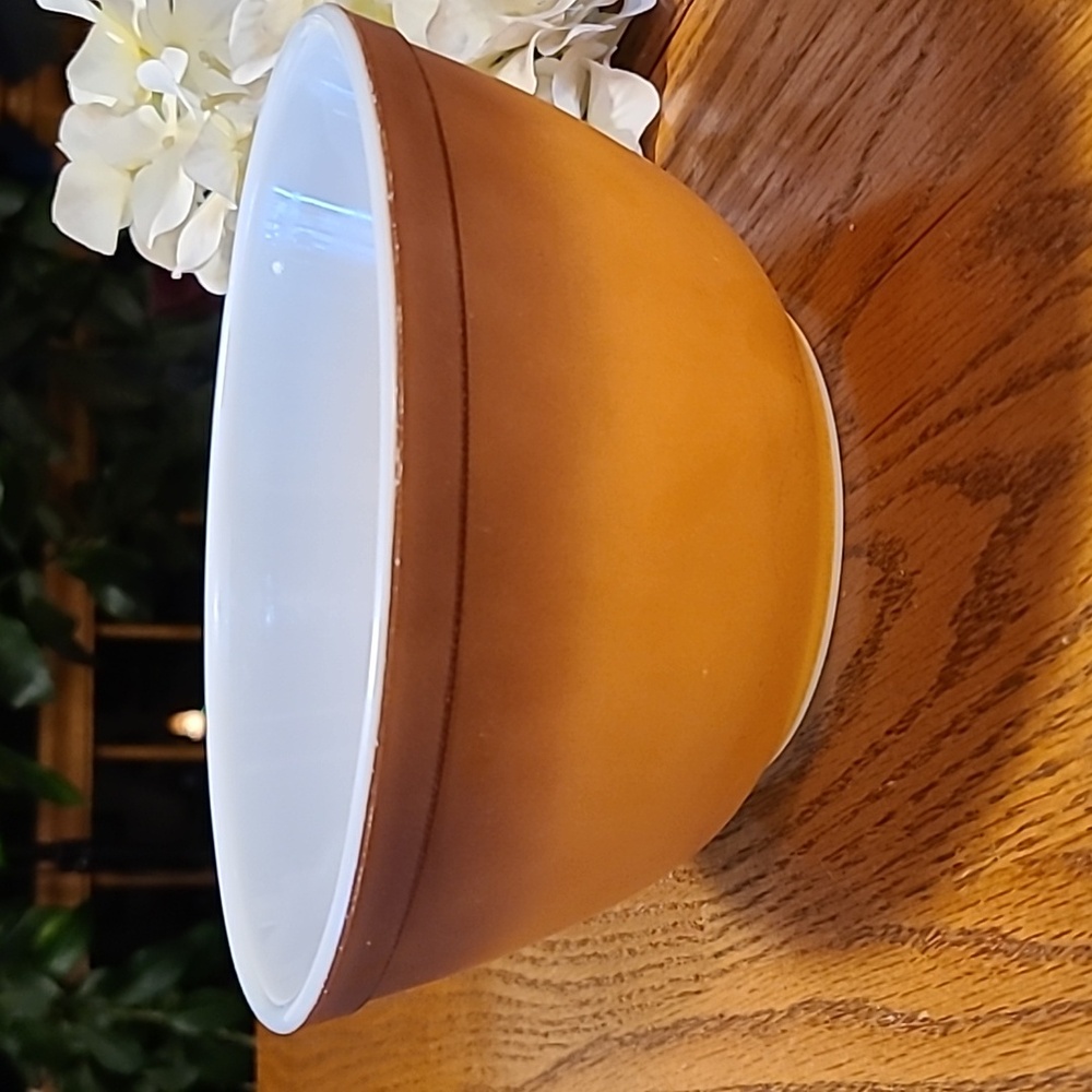 Pyrex Vintage Ombre Mixing Bowl - Picture 2 of 5